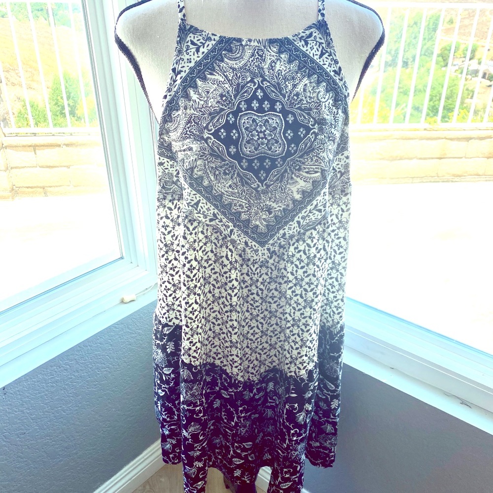 NWOT Boho Shift Dress-Size M